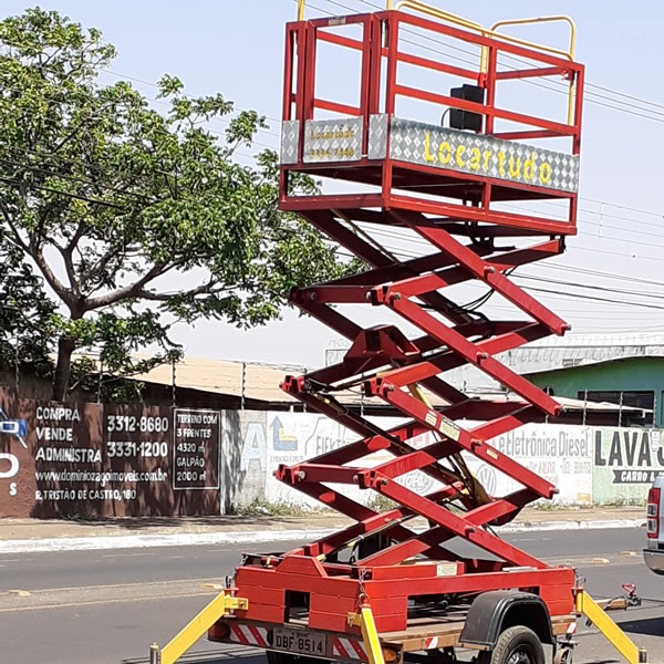 Plataforma elevatória 220V monofásica